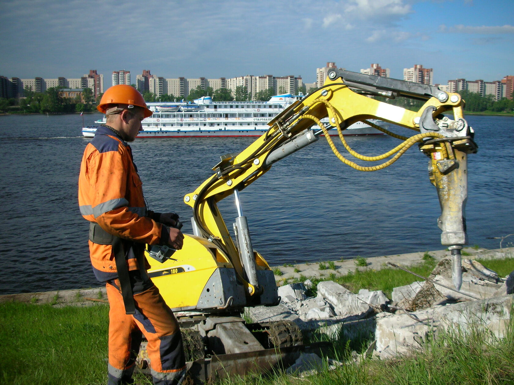Демонтаж на ГЭС, ТЭЦ и АЭС — робот Brokk, фото 14